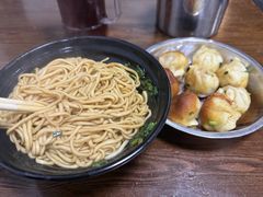 葱油拌面-赵宝美煎包店