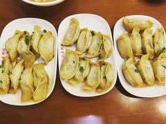 -小姜锅贴(凤凰街店)
