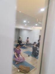 -莫纳瑜伽·普拉提