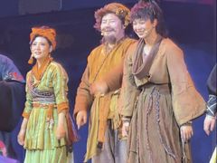 -交通银行前滩31演艺中心