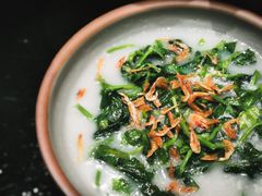 清炒豆苗-辛香汇·现炒川菜(淮海路百盛店)