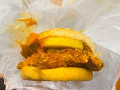 -麦当劳(普陀香溢花城店)