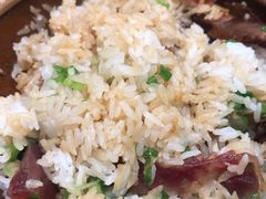 腊肉煲仔饭-周锦记广式餐厅