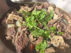 -大众跷脚牛肉馆·非遗传承单位(峨眉山店)