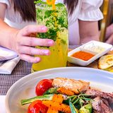 深圳探店|海上世界这家轻食简直太鲨我了‼️