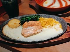 奶油菠菜烤三文鱼-萨莉亚意式餐厅(杭州西溪龙湖天街店)