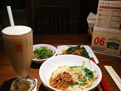 -春水堂人文茶馆(台中四维店)
