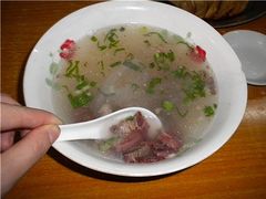 牛肉汤 -草桥清真牛肉锅贴扁食店