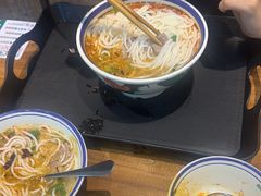 -云阿蛮云南生烫牛肉米线(奉贤路店)