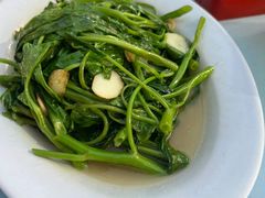 -明记烧鱼美味店