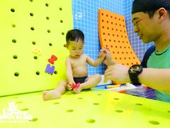 -龙格亲子游泳俱乐部(泊富中心)