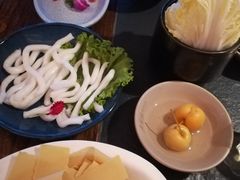 -老牌坊云南鱼豆花火锅(哈西万达店)