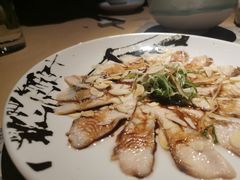 薄切鲜鱼片-穹六人间 people 6(岳阳路店)
