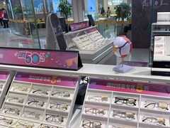 -LOHO眼镜(上海市浦江万达店)