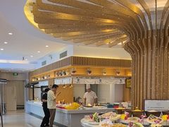 -赶海部落海鲜城(海阳路店)