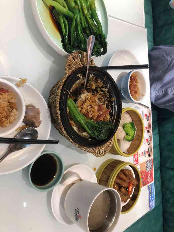 润记茶餐厅(星海广场店)-"以前一直在凤凰街吃润记,在星海广场逛的时.