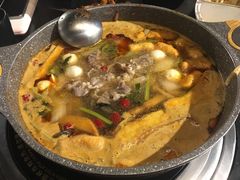 -鸡遇虾煲干锅火锅(小寨金莎店)