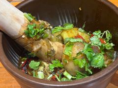 -老滇山寨•云南特色菜•地方菜•民族风情歌舞表演(金碧店)