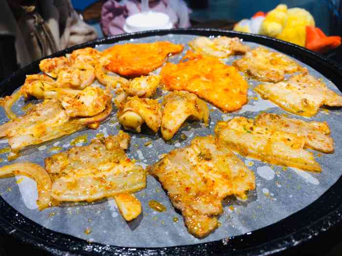 夫子烤肉-"夫子烤肉是我在新宁唯一吃过的烤肉,里面的.