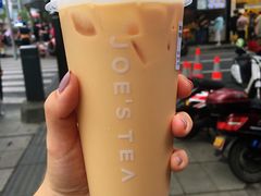 -奈雪的茶(湖滨银泰in77C区PRO店)