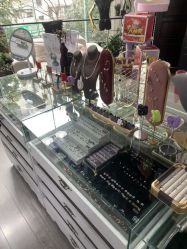 -龙之吻专业刺青·手工耳洞·纹身去色