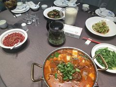 -香山湖家家宴(中山陵店)