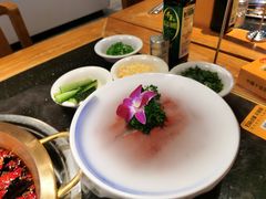 -潮火锅·麻辣牛肉火锅(观音桥方圆·LIVE店)