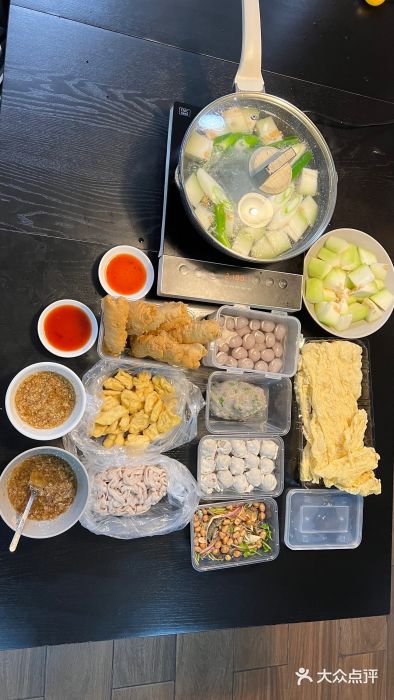 章记正宗南岗鱼蛋火锅图片