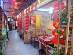 -闯关东东北农家菜(崂山石老人店)