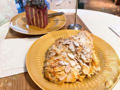 杏仁羊角-BAKER&SPICE(安福路店)