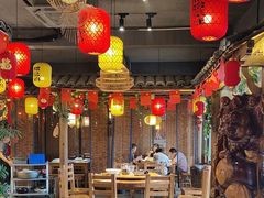 -头上红煨盐鸡·非遗院子餐厅