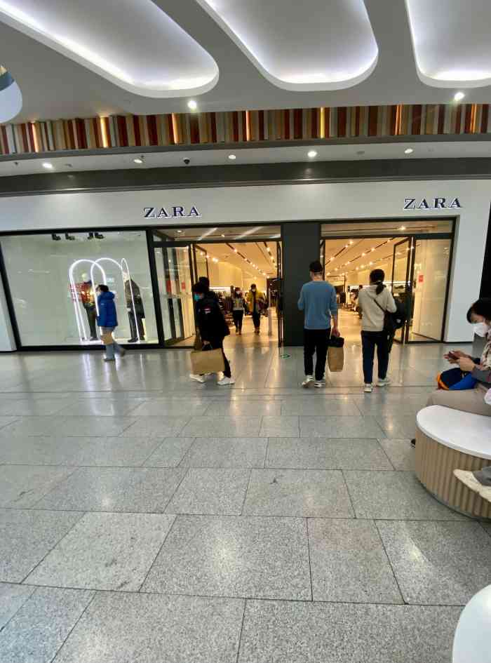 zara(荟聚购物中心西红门店)-"西班牙品牌,时尚品牌,打扮的美美哒