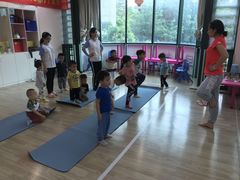 -星空布洛早教·托育(滨江店)