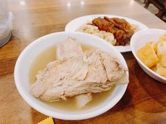 -松發肉骨茶(牛车水店)