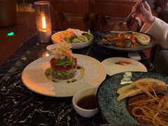-时光吧·大堂吧·丽江和府洲际度假酒店