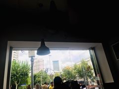 -小蛮椒麻辣烫·麻辣拌(青浦宝龙店)
