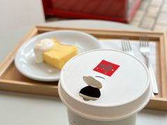 -UNI UNI(环亚凯瑟琳店)