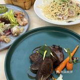 花园餐厅最美的还是小筑里神秘与浪漫