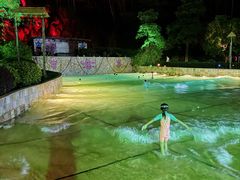 -森波拉火山温泉