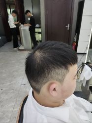 -藤野造型烫发染发