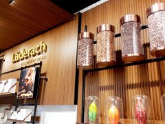 -Laderach 莱德拉(上海环贸iapm店)