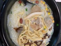 -魏家凉皮(郑州东站店)