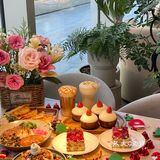 圣诞树下的甜蜜食光