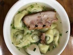 汤馄饨-潘国仙耳光馄饨(黄家阙路店)