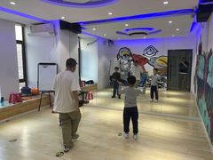 -小力量少儿街舞梦工厂(和平旗舰店)