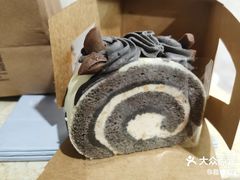 黑芝麻芝士犇犇卷-星巴克(南京商厦店)