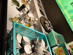 -野山舂·贵州现舂酸汤火锅(鸿通城店)