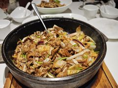 -皇城根·鲁菜济南菜·吊炉烤鸭·炒鸡鱼头(济南旗舰店)