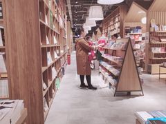 -百新书局(尚悦湾店)