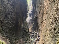 -龙水峡地缝景区